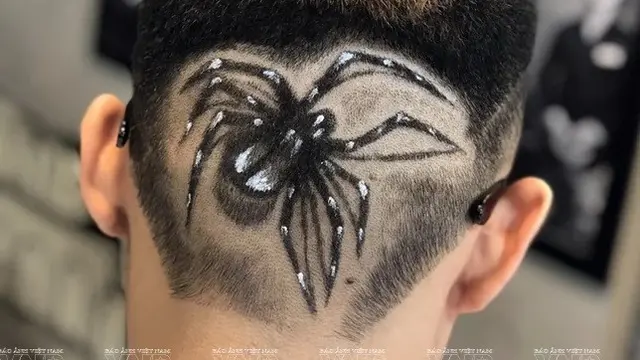 model rambut unik