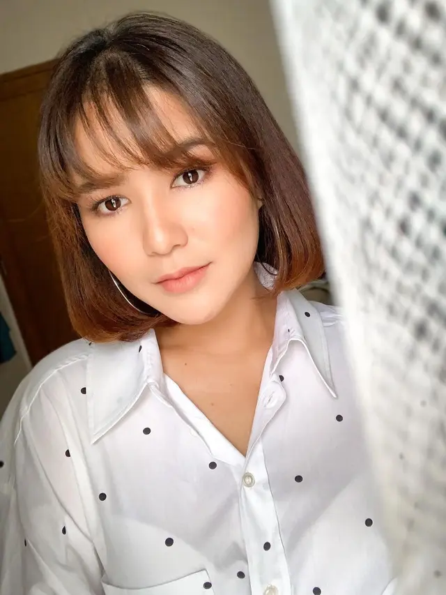 Potret Masayu Clara Dengan Gaya Rambut Pendek, Tampil Lebih Fresh. (Sumber: Instagram/masayuclara)