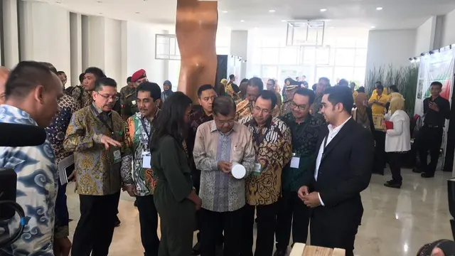 Jusuf Kalla menghadiri peluncuran Komunitas Sehat