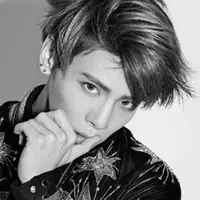 "Kami sudah mengonfirmasi kemarian Jonghyun SHINee. Kami masih melakukan proses investigasi," ujar pihak kepolisian Gangnam. (foto: soompi.com)