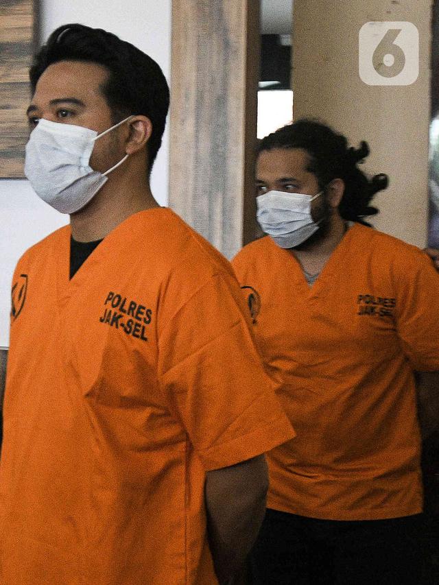 Roby Satria  alias Roby Geisha