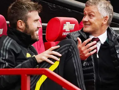 Manchester United akhirnya resmi menunjuk Michael Carrick sebagai pelatih sementara usai mendepak Ole Gunnar Solskjaer dari kursi pelatih Setan Merah. (AFP/Dave Thompson)