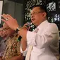 Ketua DPR Bambang Soesatyo saat hadir dalam rillis survei yang diadakan lembaga survei Charta Politika Indonesia di Jakarta, Selasa (28/8). Survei diadakan di delapan kota besar di Indonesia. (Liputan6.com/JohanTallo)
