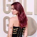 Dua Lipa Buka Perpustakaan Buku Terlarang di Portugal, Jadi Simbol Kebebasan Membaca