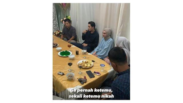 Pertama Kali Bertemu, Ini 6 Momen Pertemuan Evan Marvino dan Calon Istri