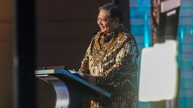 Menteri Koordinator Bidang Perekonomian Airlangga Hartarto saat mewakili dan menyampaikan keynote speech Presiden Joko Widodo dalam Cloud Day Indonesia 2023 di Jakarta, Selasa (26/9/2023). (Dok Kemenko Perekonomian)