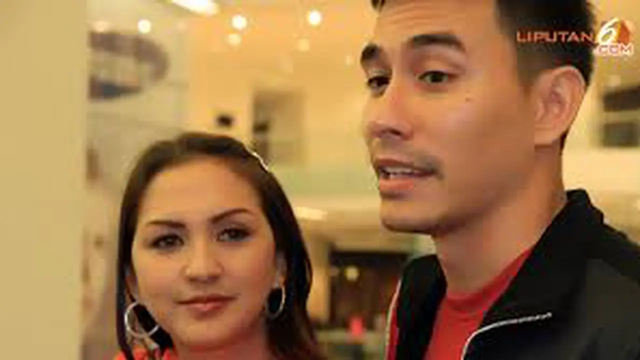 Darius Sinathrya dan Donna Agnesia