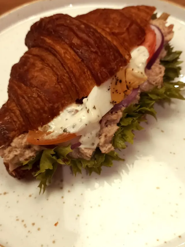 Tuna Tartate Croissant Sandwich