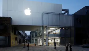 Apple Kuasai Hampir 50 Persen Pendapatan Smartphone Global Berkat Produk Ini