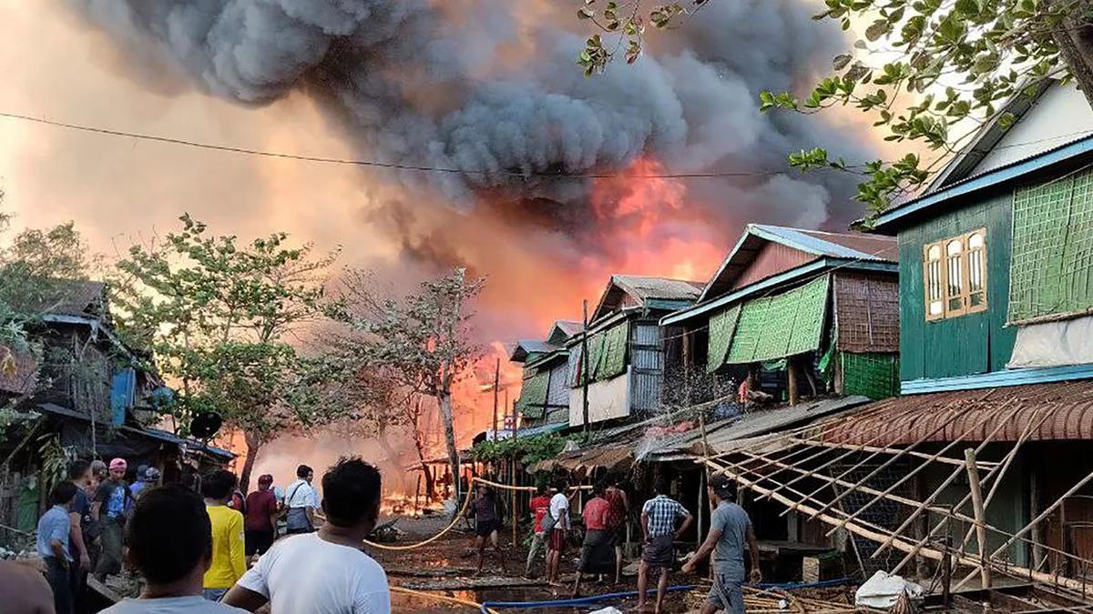 Desa Kyauk Ni Maw Dibom Serangan Udara Militer Myanmar, 40 Orang Tewas dan 500 Rumah Hancur