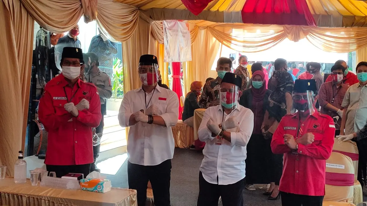 Bakal Pasangan Calon Wali Kota dan Wakil Wali Kota yang diusung PDIP di Pilkada Surabaya 2020, Eri Cahyadi dan Armuji.