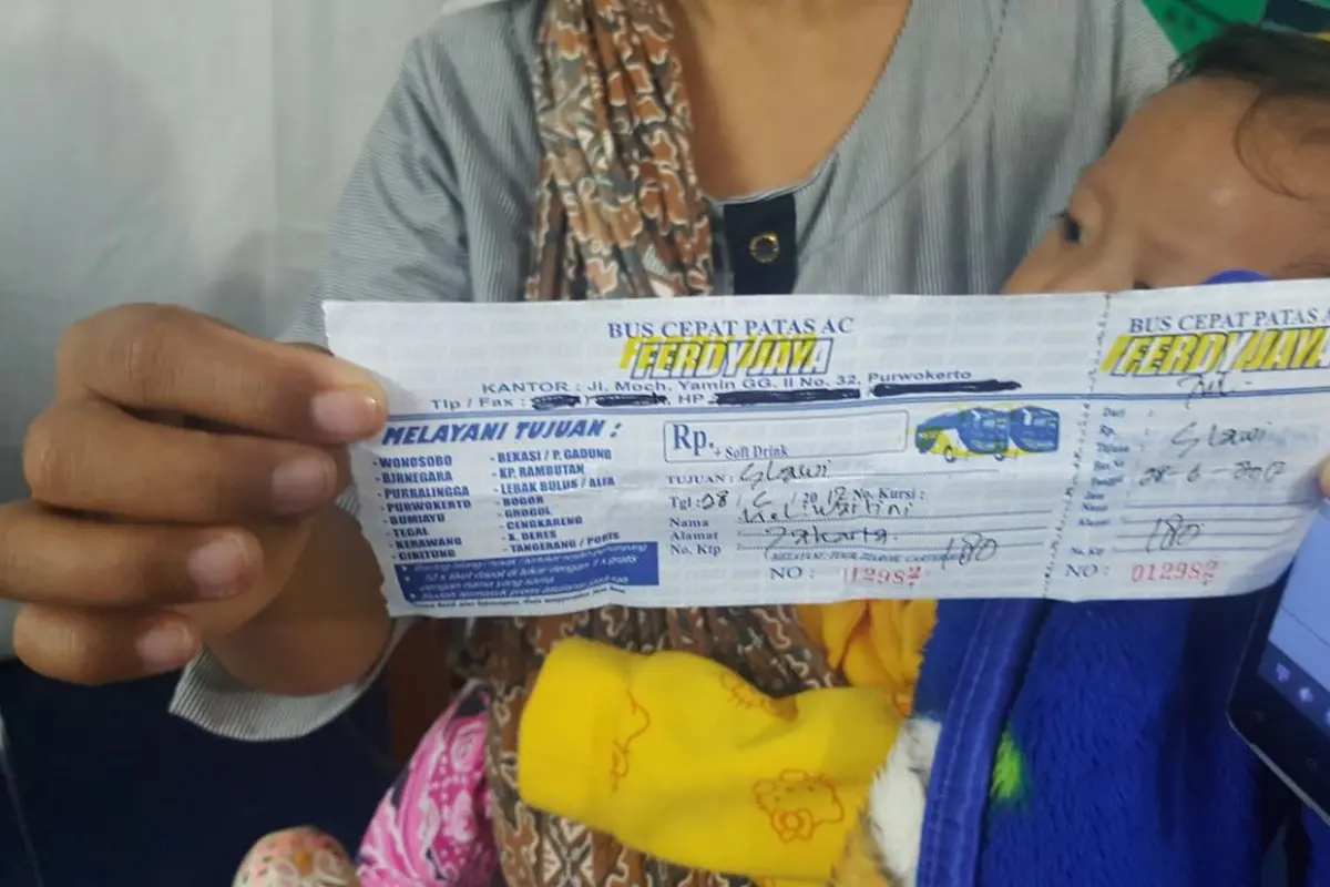 Cerita Ibu Diturunkan Paksa dari Bus Tujuan Slawi di Pagi Buta