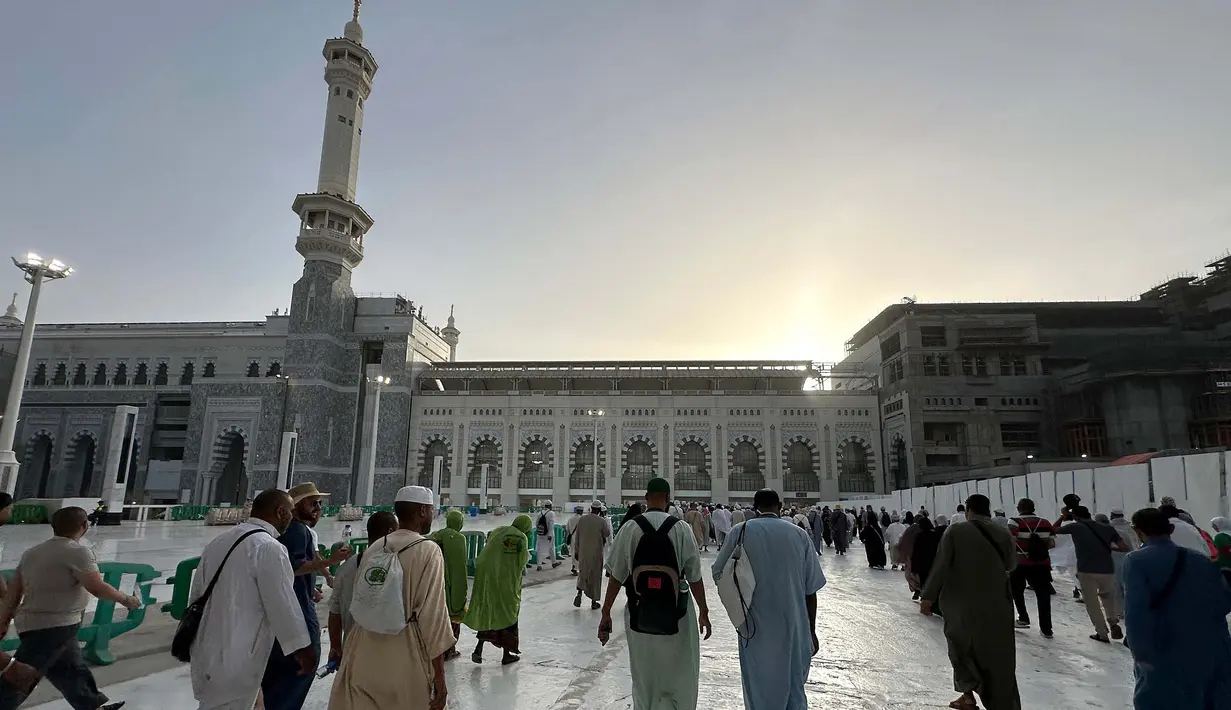 Puncak haji akan dimulai dengan pemberangkatan jemaah haji ke Arafah pada 8 Zulhijjah 1446 Hijriah atau bertepatan dengan 4 Juni 2025. (Foto oleh AFP)
