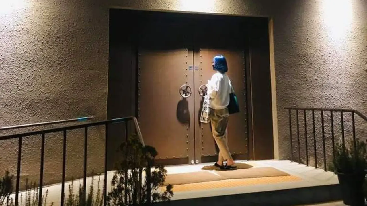 Menengok Kafe Mewah Milik Ayah Jimin BTS di Busan