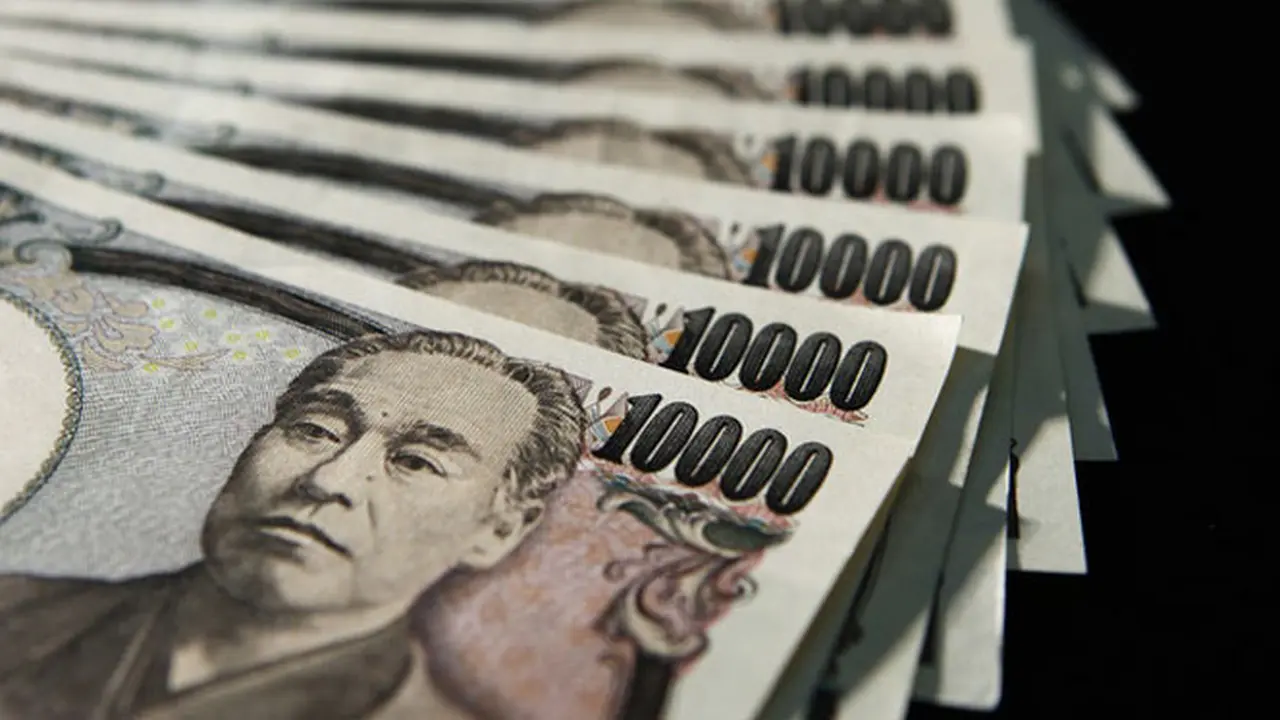 yen-multipages-131203-b.jpg