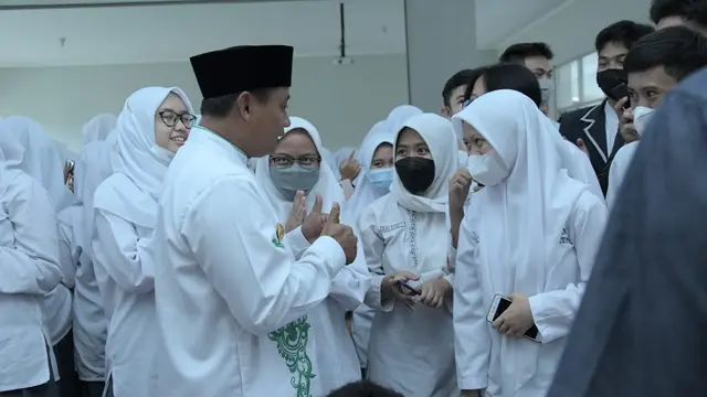 Wakil Gubernur Jawa Barat Uu Ruzhanul Ulum