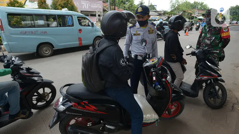 Pemeriksaan SIKM di Perbatasan Jakarta