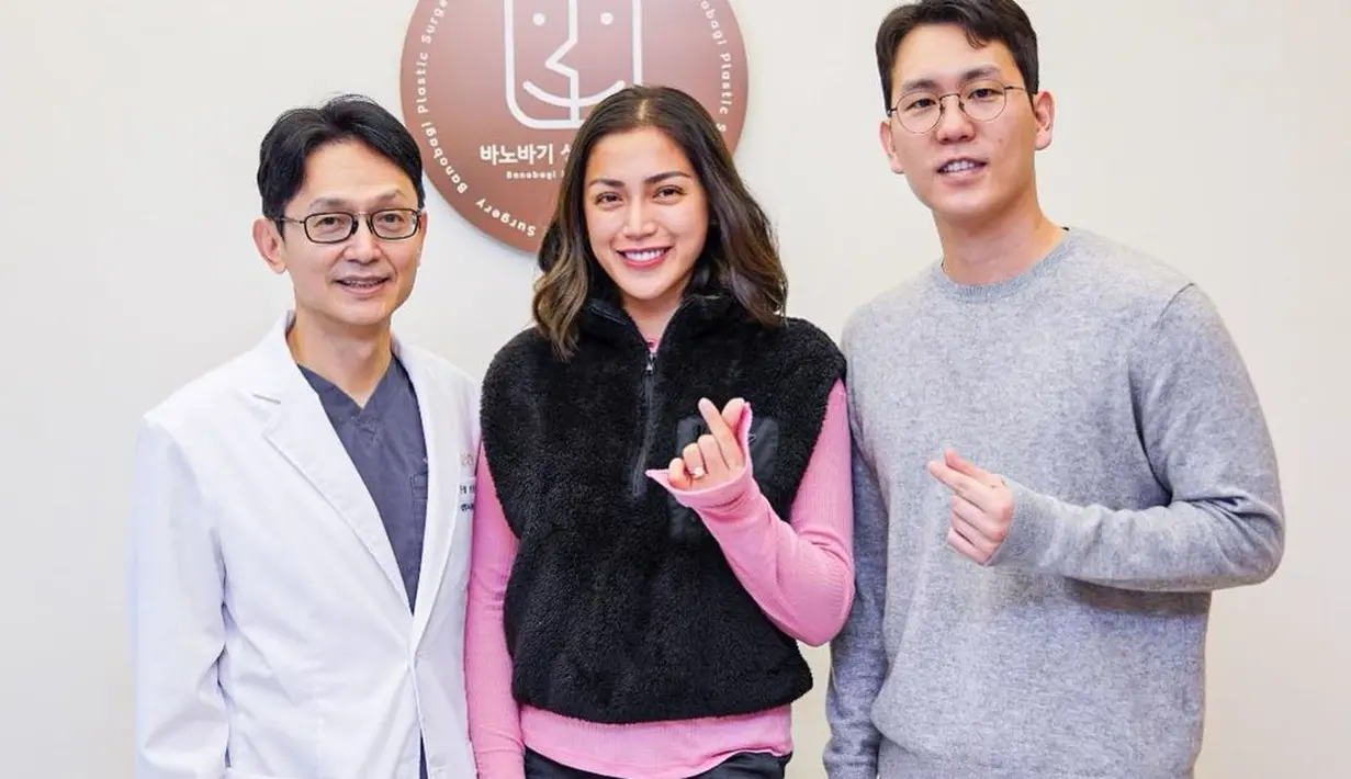 Memberanikan diri untuk operasi, Jessica Iskandar mendapat dukungan penuh dari suami dan anak [@inijedar]