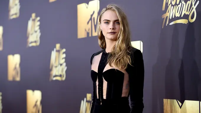 [Bintang] Cara Delevingne