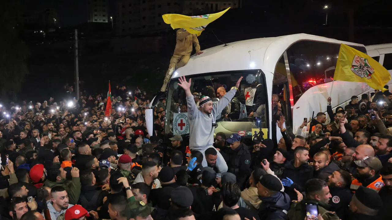 Penyambutan Ratusan Tahanan Palestina yang Dibebaskan Israel