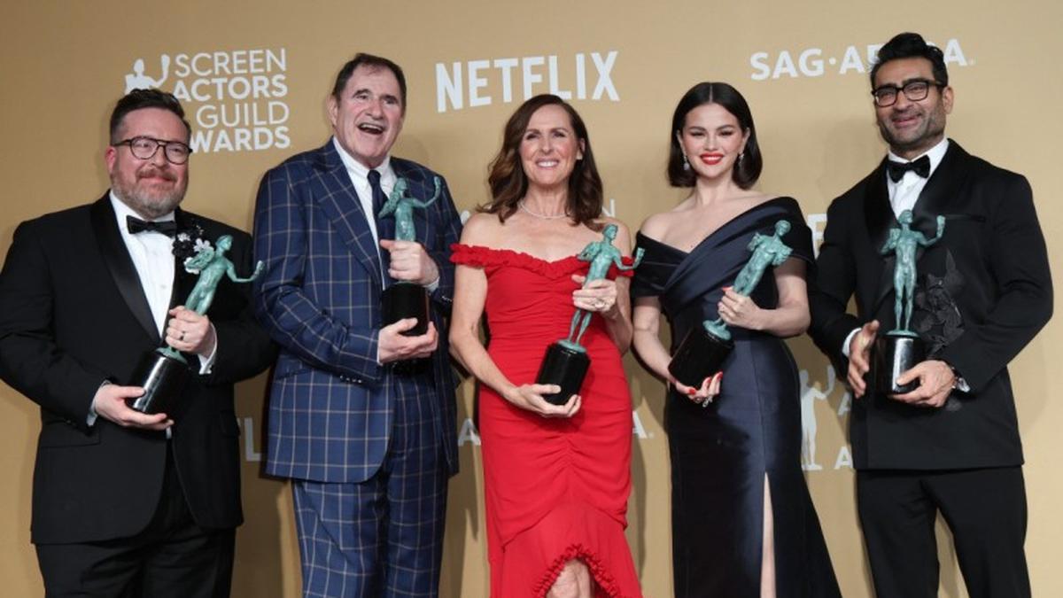 Tampil Mewah di SAG Awards 2025: 6 Selebriti dengan Gaya Terbaik dari Timothee Chalamet hingga Selena Gomez