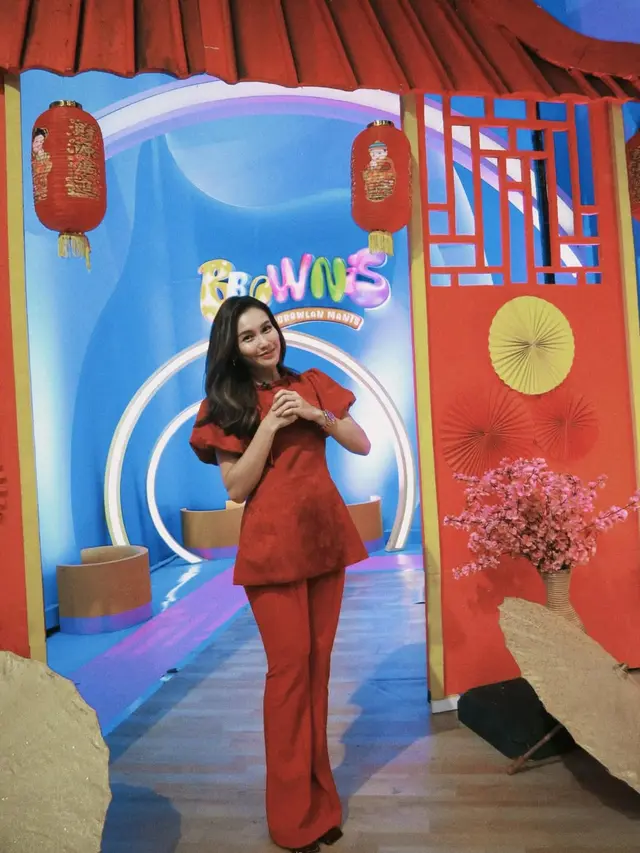 Serasi dan Penuh Cinta! Gaya Kompak Artis Ibu Tunggal Rayakan Imlek Bersama Buah Hati, Gisella Anastasia hingga Rachel Vennya