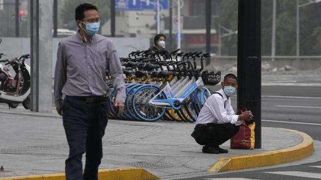 Potret Warga Shanghai Kembali Hidup Normal