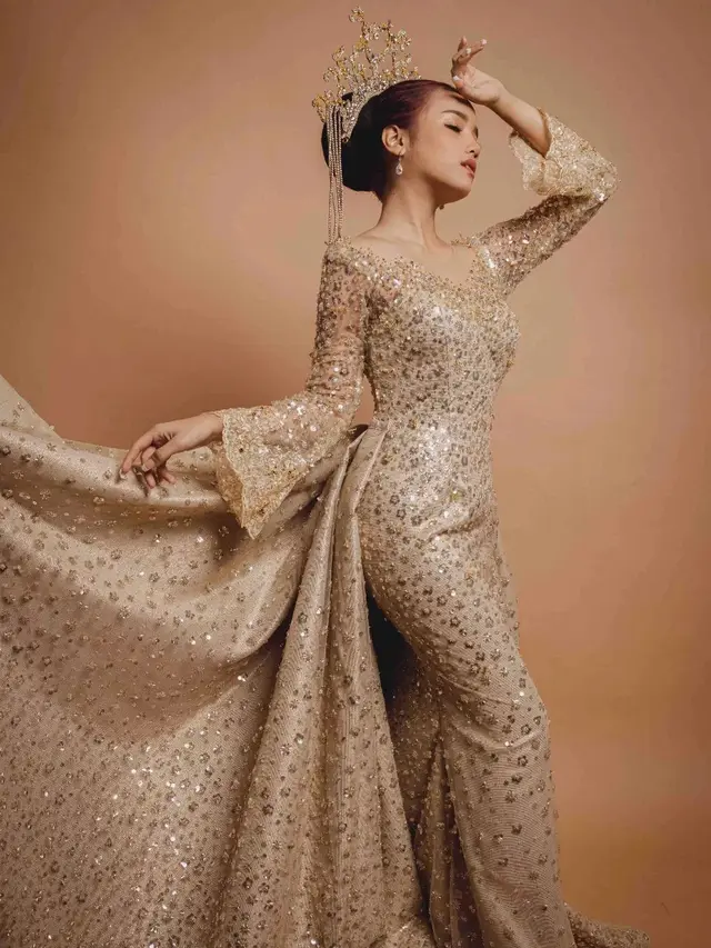 Tampil Bak Pengantin, Ini 7 Pemotretan Terbaru Fuji yang Menawan