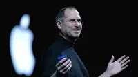 Steve Jobs mendapatkan donor hati pada 2004 karena menderita kanker pankreas dan sakit liver. (JUSTIN SULLIVAN / GETTY IMAGES NORTH AMERICA / AFP)