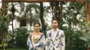 Setelah beberapa waktu lalu melakukan fitting baju pengantin, dalam unggahan di media sosial,  Syahnaz Sadiqah dan Jeje Govinda melakukan pemotretan jelang nikah. (instagram/@dierabachir)