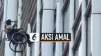 Seorang pengguna kursi roda, Lai Chi-wai, mengumpulkan ratusan ribu dolar dalam aksi amal mendaki menara tertinggi ke-6 di Hong Kong pada Sabtu (16/1) kemarin.