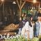 Tak hanya dialog yang romantis antara Dilan dan Milea yang sanggup membuat penonton senyum-senyum sendiri. Film ini juga bertaburan bintang-bintang muda, salah satu contohnya adalah Iqbaal Ramadhan. (Foto: instagram.com/dilanku)