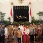 "Kalau semua makmur saya bangga Ahok jadi gubenur," kata Ibu Ahok Buniarti Ningsih di Istana Negara.