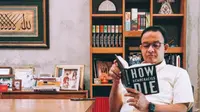 How Democracies Die merupakan buku karangan dari Steven Levitsky dan Daniel Ziblatt (Instagram/Anies Baswedan)