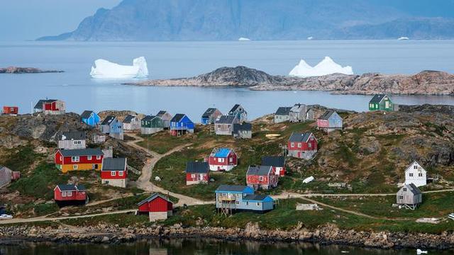 Melihat Kehidupan Masyarakat Desa Terpencil di Greenland