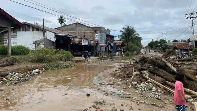 Banjir di Aceh Tenggara. Foto dirilis oleh otoritas kebencanaan setempat, Selasa (14/11/2023).