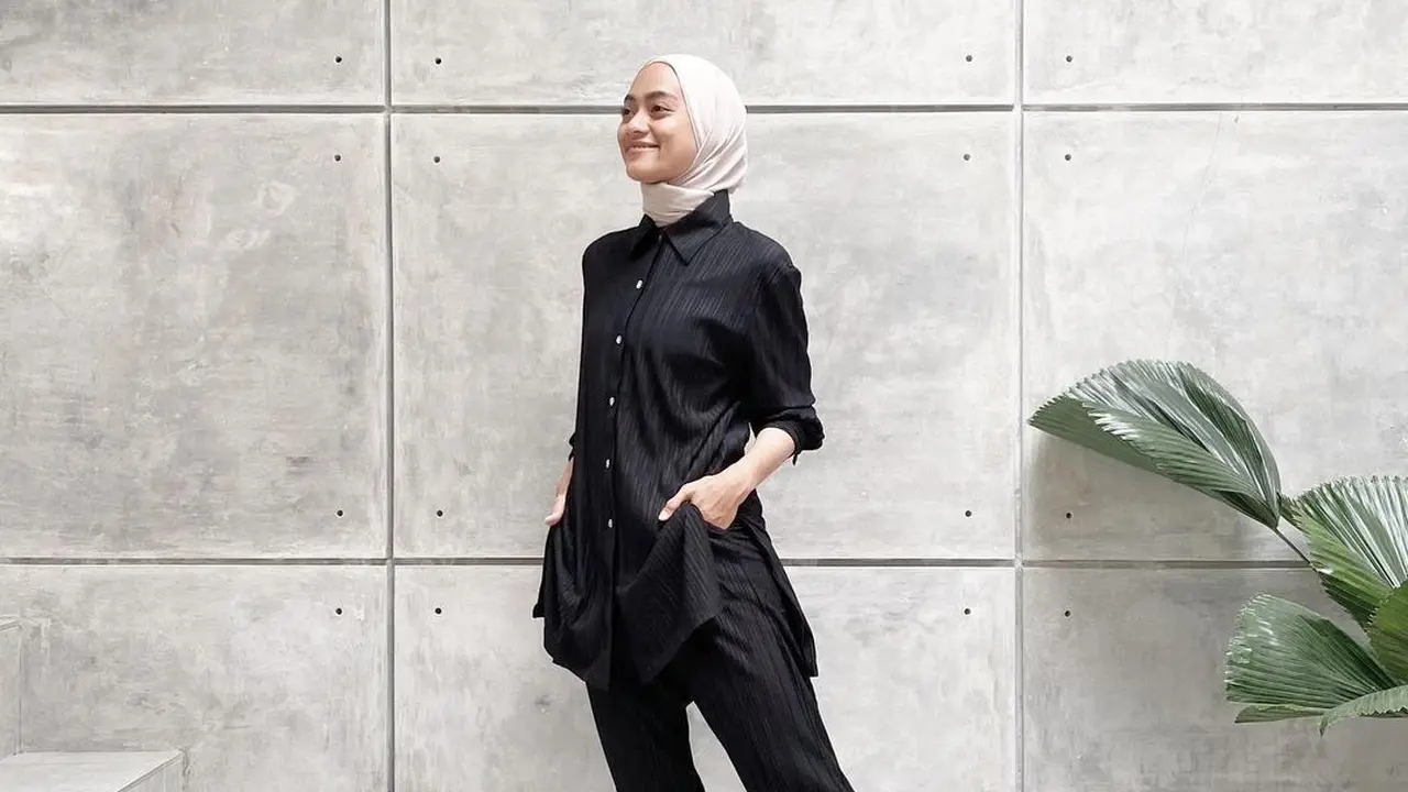 Ayudia  Bing Slamet