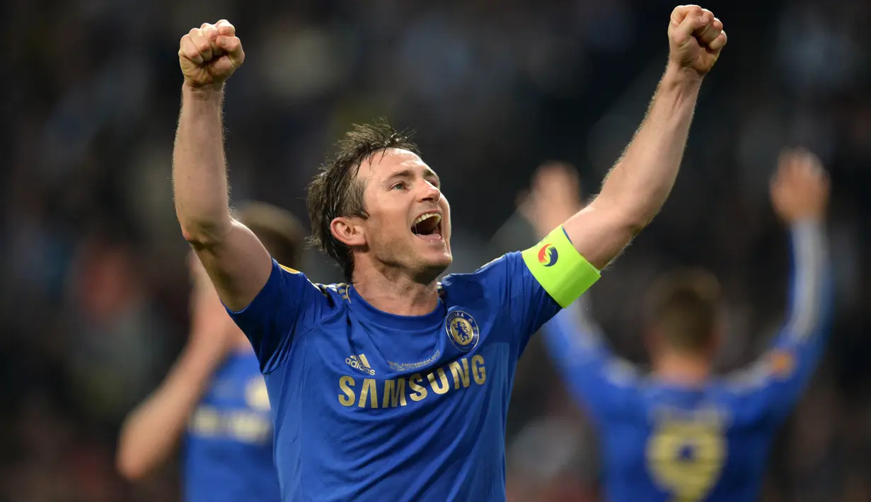 6. Frank Lampard - Gelandang asal Inggris ini gantung sepatu setelah 21 tahun berkarya di lapangan hijau. Pemain didikan West Ham ini kariernya bersinar saat membela Chelsea dengan tiga gelar Premier League. (AFP/Patrick Stollarz)