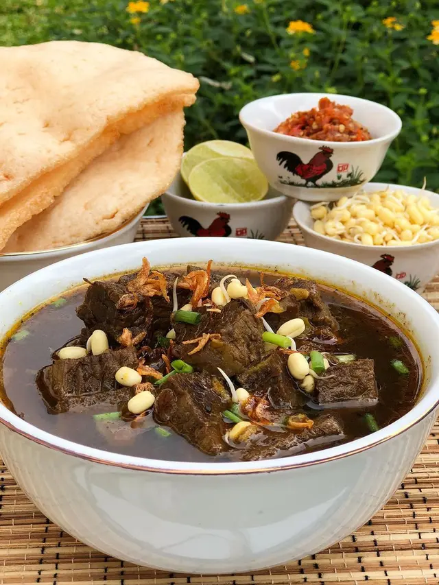 ilustrasi rawon dagin/doyanresep