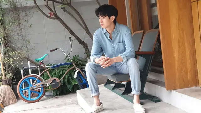 FOTO: Gaya Penampilan Kasual Choi Woo Shik, Bisa Jadi Inspirasi