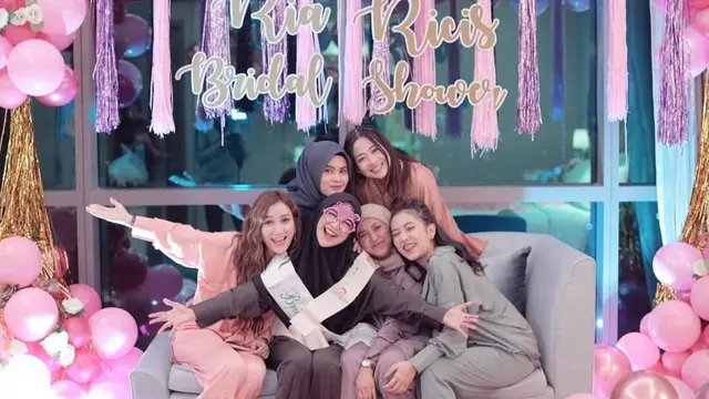 Menikah Hari Ini, Ini 6 Momen Seru Bridal Shower Ria Ricis