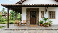 9 Inspirasi Teras Rumah Desa dengan Batu Alam yang Awet Bertahun-tahun