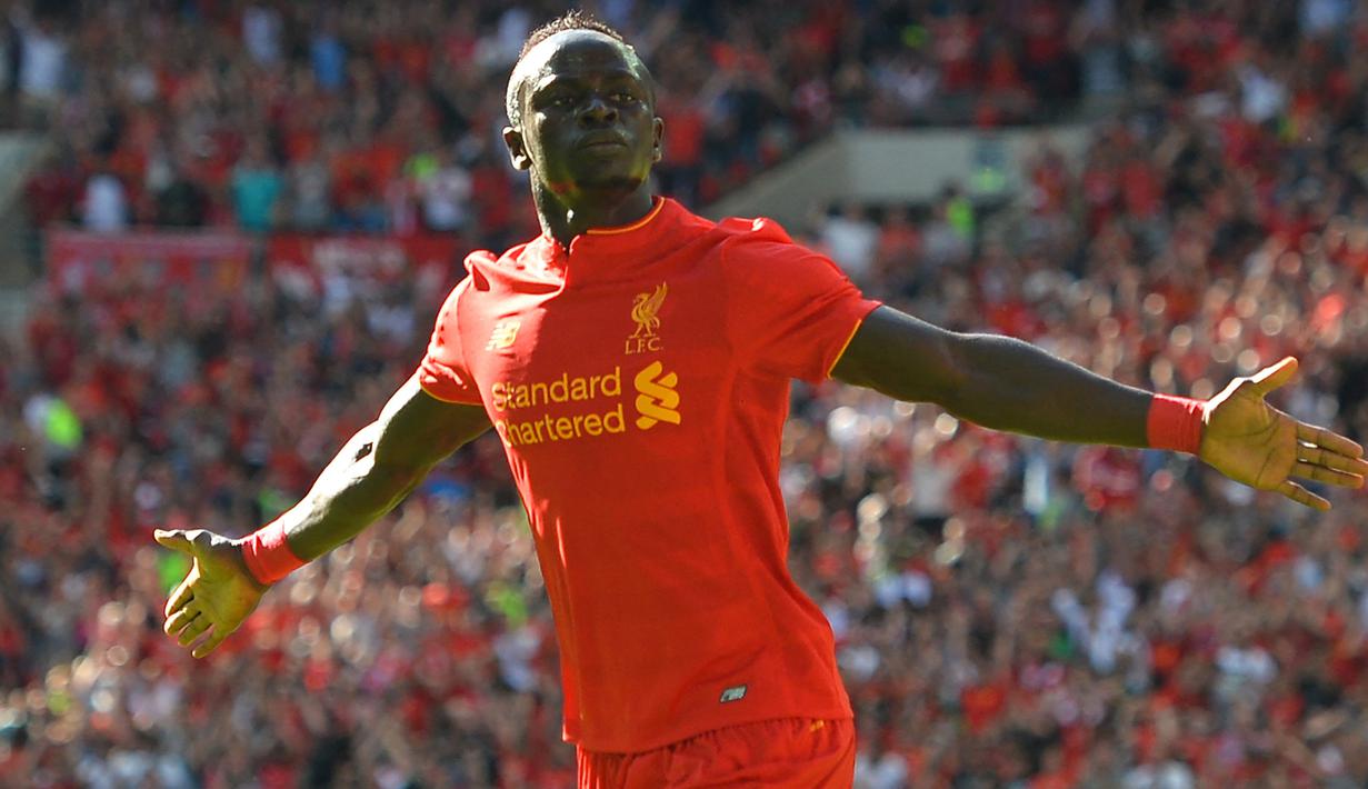 Sadio Mane bergabung dengan Liverpool usai didatangkan dari Southampton pada awal musim 2016/2017. (AFP/Glyn Kirk)