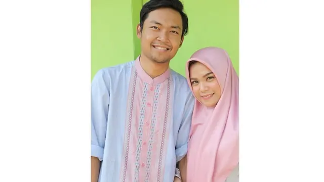 Disebut 'Leluhur' TikTok, Ini 5 Potret Sinta Keong Racun Tampil Berhijab