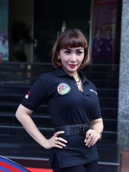 Dalam keterangan foto lain, Roro mengucapkan terima kasih kepada Kapolda atas kepercayaannya menjadikan Artis Duta Anti Narkoba Polri. (Nurwahyunan/Bintang.com)