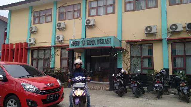 Ibu di Bekasi Mengaku Anaknya Ditolak SMK Karena Disabilitas, Begini Klarifikasi Pihak Sekolah