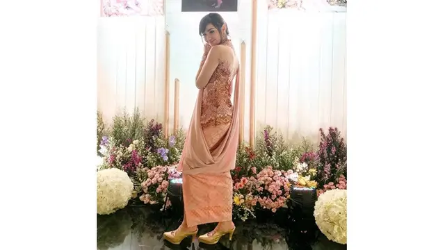 Marcella Simon Putuskan Jadi Mualaf, Ini 7 Potret Terbarunya