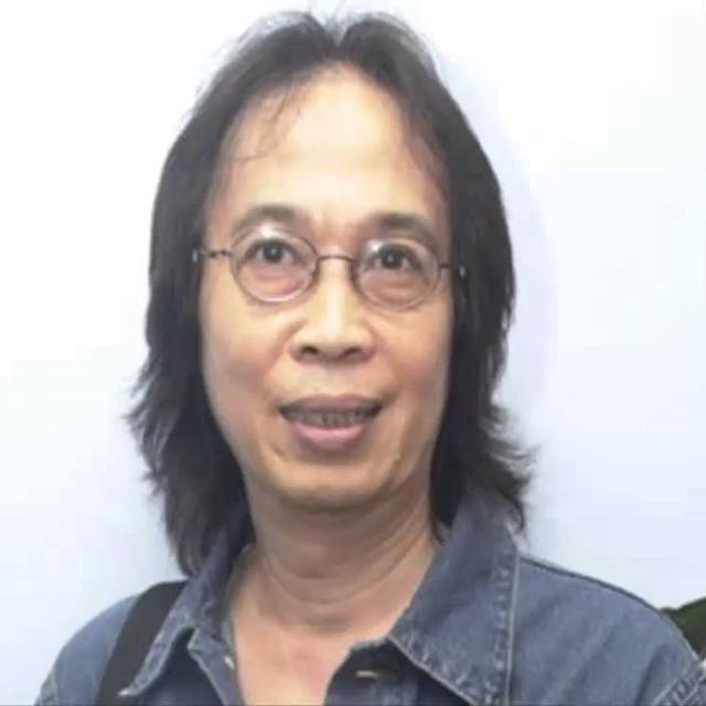 5 Karya Besar Almarhum Chrisye Yang Hari Ini Ulang Tahun Ke 70 Showbiz Liputan6 Com