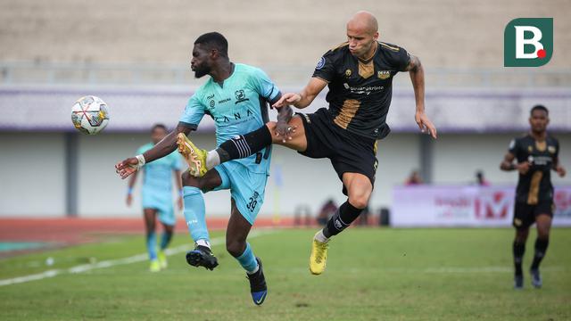 Foto: Egy Maulana Vikri Langsung Cetak Gol di Laga Debut BRI Liga 1, Dewa United Ditahan Imbang Madura United