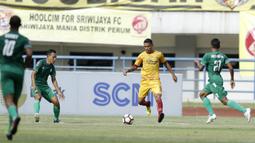 Pesepakbola asal Brazil ini tinggal melaksanakan sumpah untuk benar-benar menjadi WNI pada Kamis (8/2) untuk kemudian memiliki Kartu Tanda Penduduk. (Bola.com/M Iqbal Ichsan)